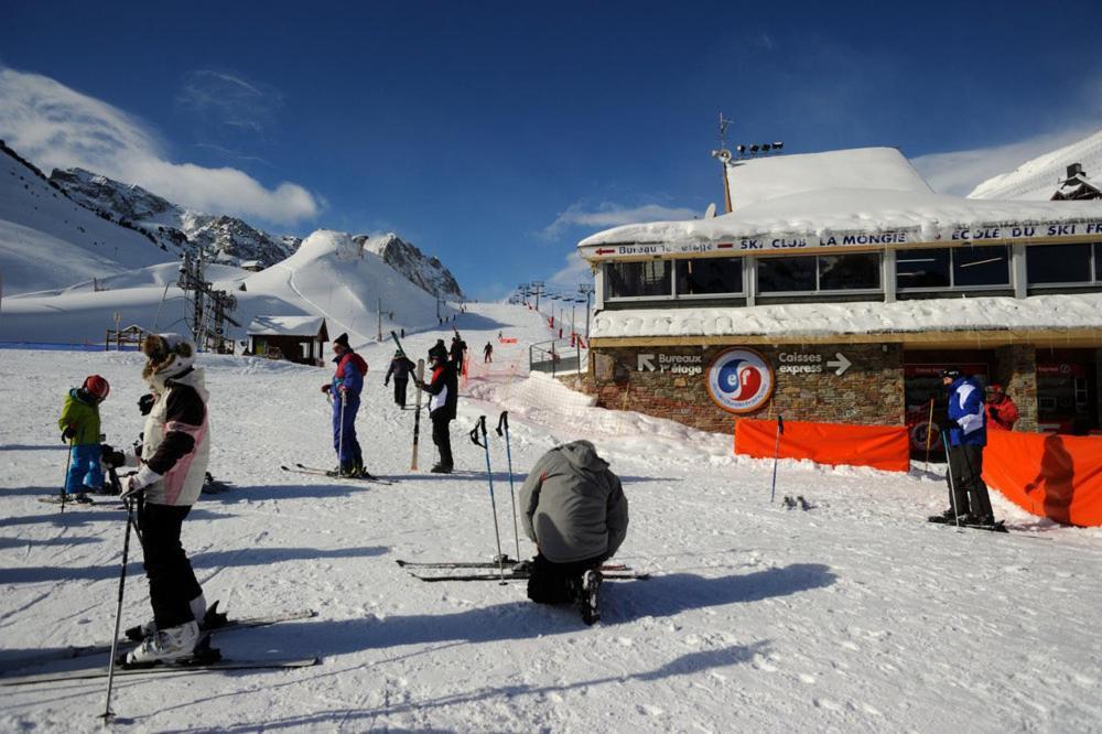 Studio Sur Les Pistes Bagneres-de-Bigorre Bagian luar foto